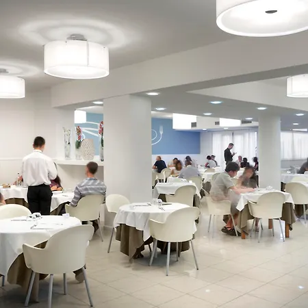 Hotell Hotel San Teodoro